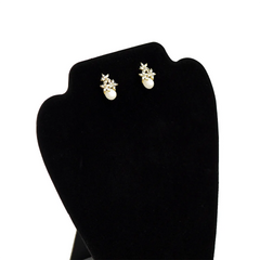 Snowy Pearl Earrings