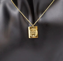 Square Centrepiece and Chain Pendant