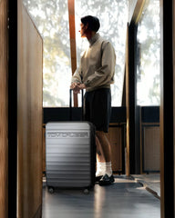 TOMCRUISER PREMIER SMART SCALE HARD TROLLEY 20, 24, 28 inch SILVER