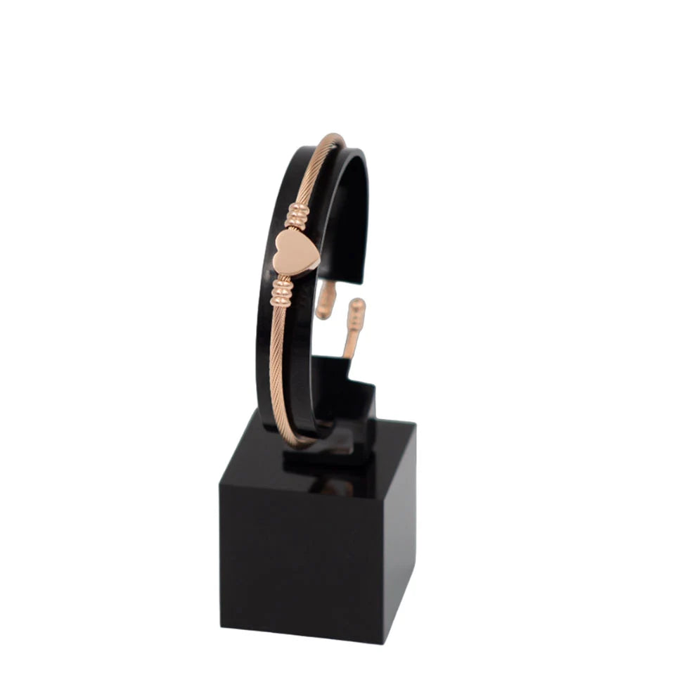 Golden Fusion Heart Bracelet
